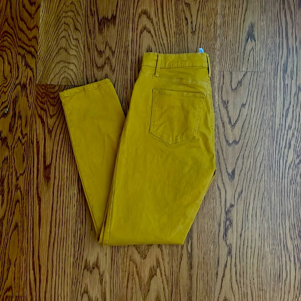 Women’s gold/mustard skinny pants